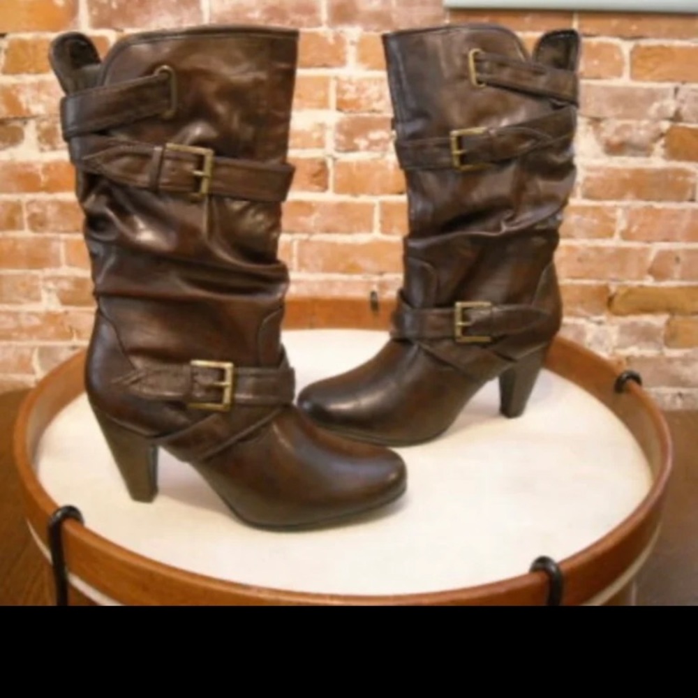 High heeled Cowgirl boots